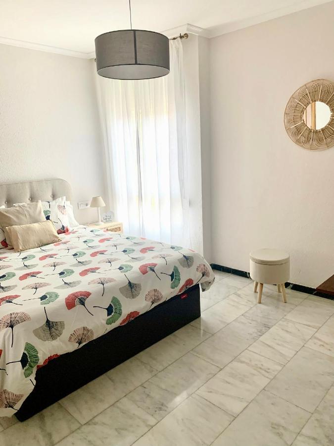 Apartamento Templo Romano Кордоба Екстериор снимка