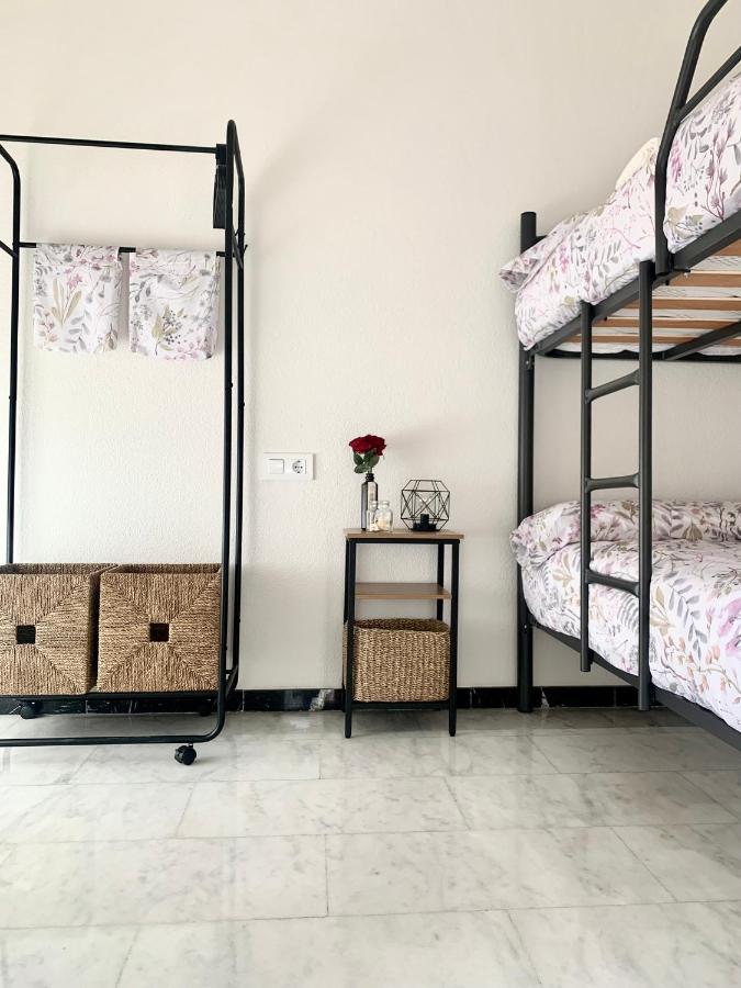Apartamento Templo Romano Кордоба Екстериор снимка